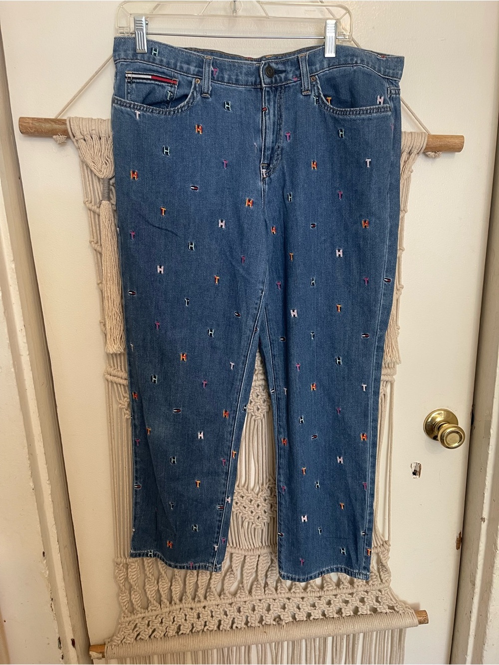 Tommy Hilfiger Y2K "TH" Embroidered Monogram Boyfriend Jeans Size 10
